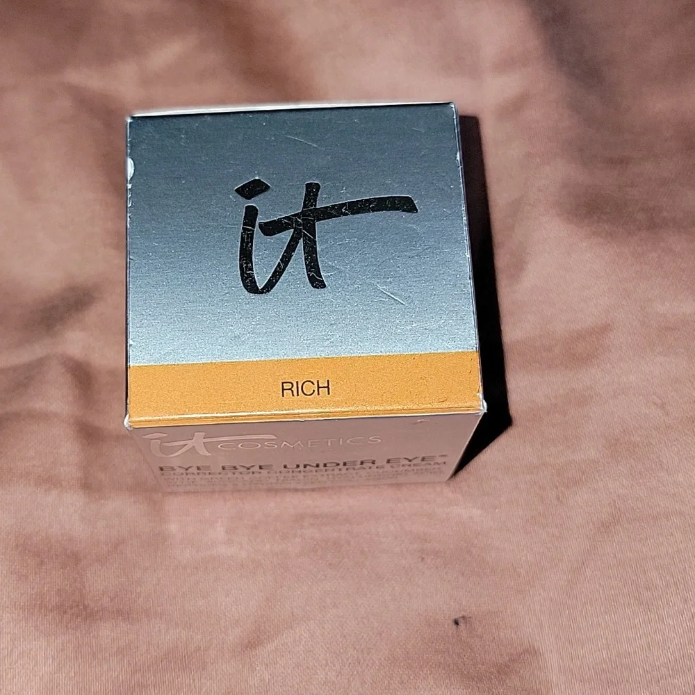 it Bye Bye Under Eye Corrector Concentrate Cream